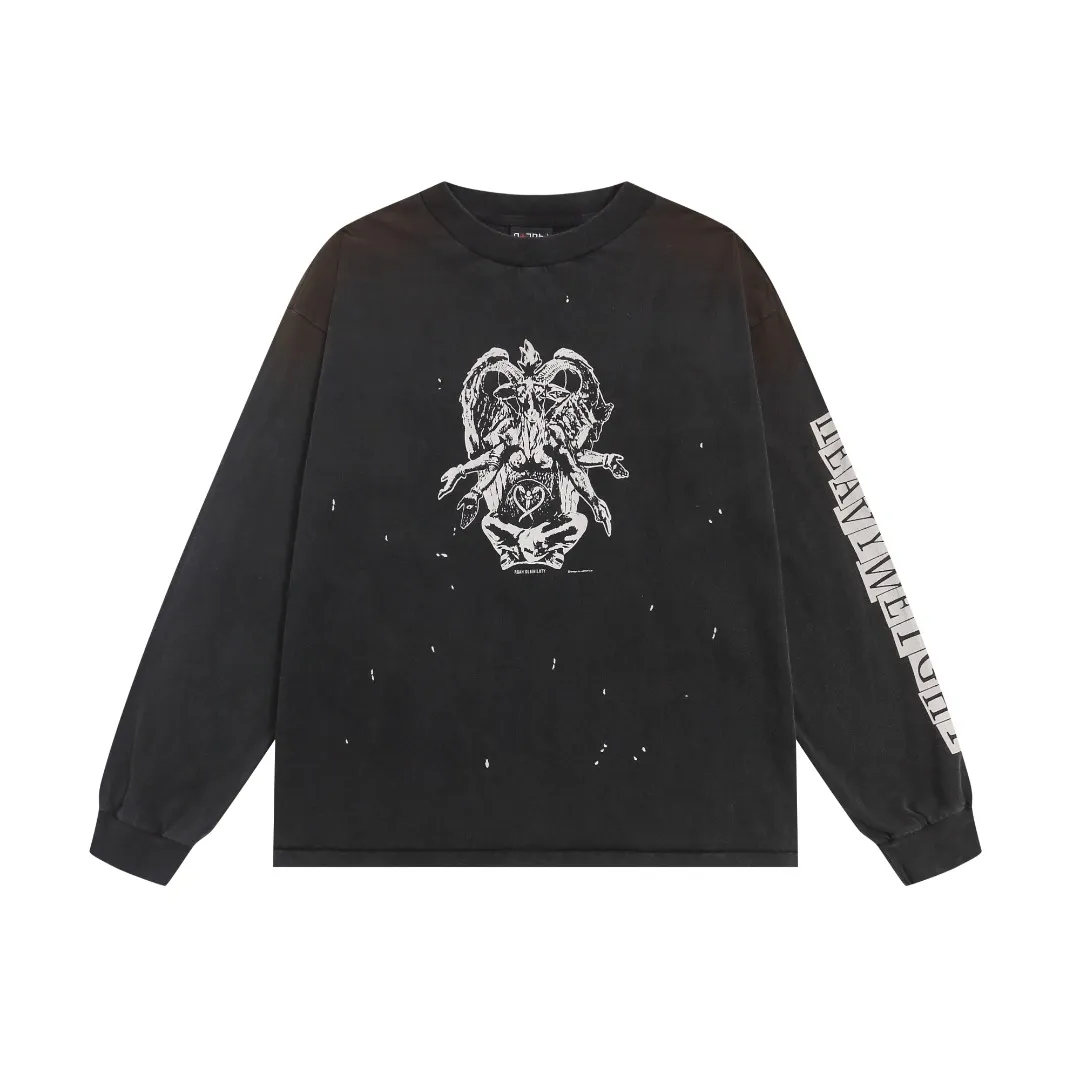 Saint Michael printed crack pattern on the chest, washed and distressed, heavy-duty high street loose casual long-sleeved T-shirt. Fabric: 260g. Style number: SM668. Size: S-M-L-XL. Color: washed black. Price: P156.